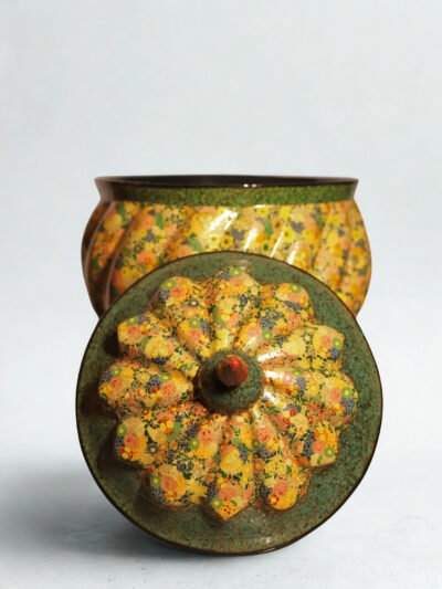 Vintage Hand-Painted Papier-Mâché Lacquer Jar with Lid – Real Gold Work